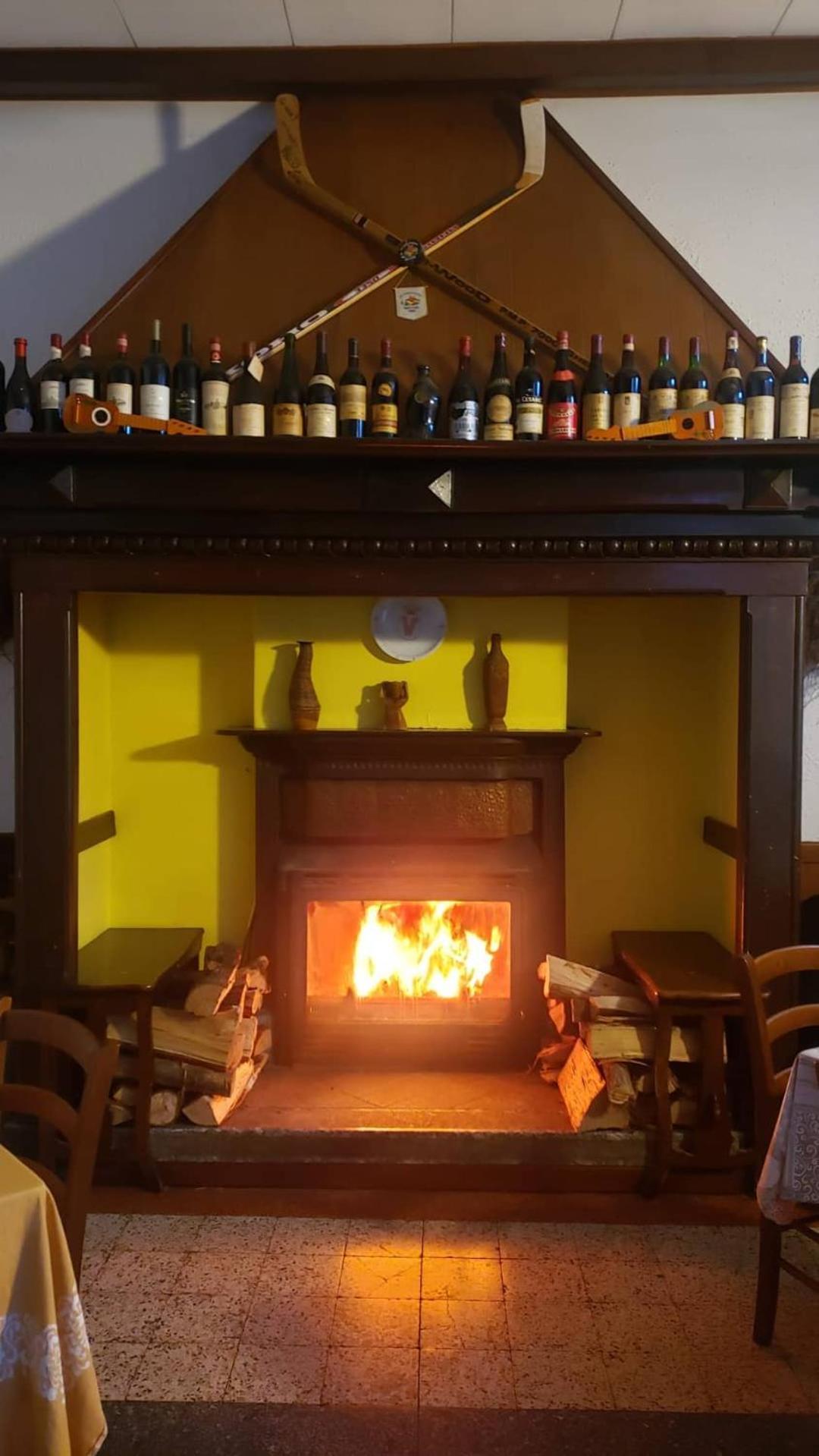 Hotel Vittoria Essential Comfort & Ristorante 马兹奥 外观 照片
